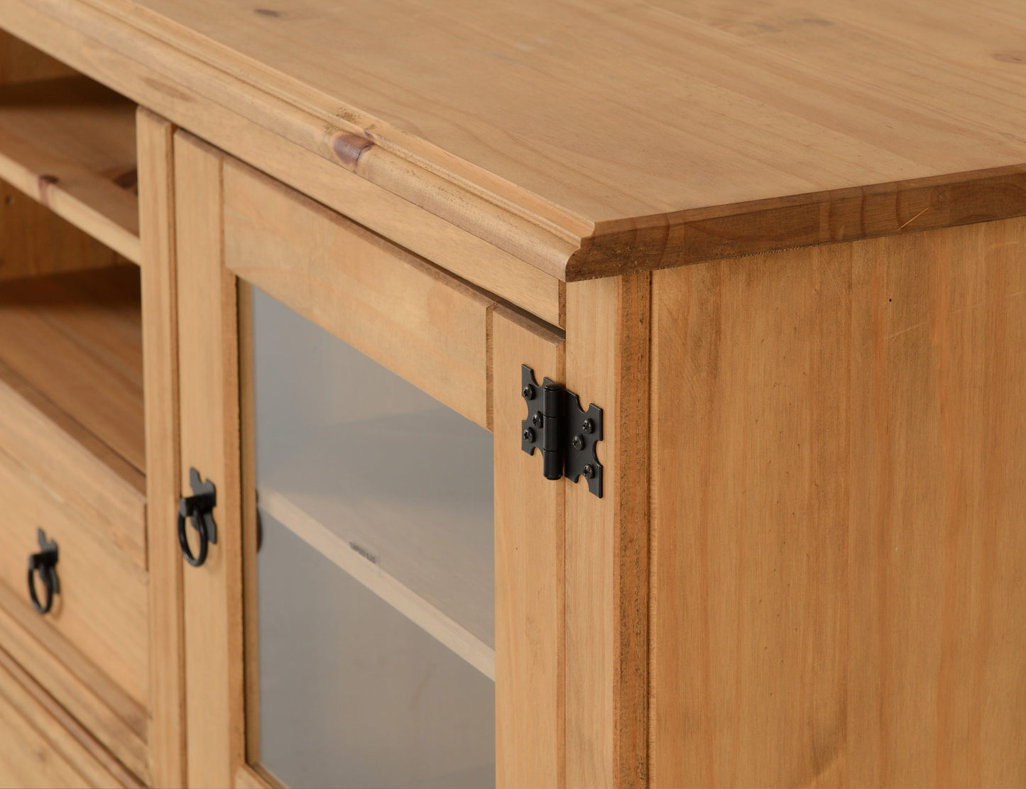 Corona Pine Entertainment Unit