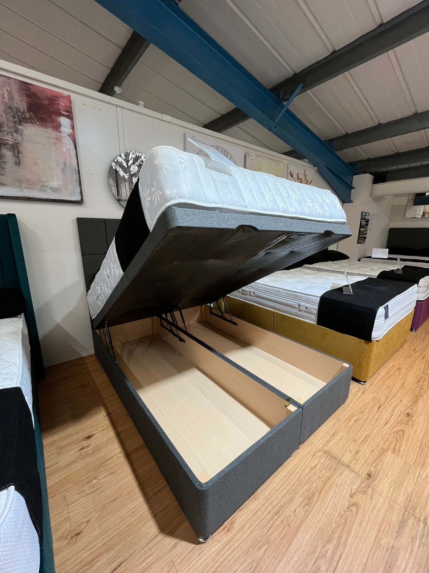 Shakespeare Lift-up Ottoman Divan Set