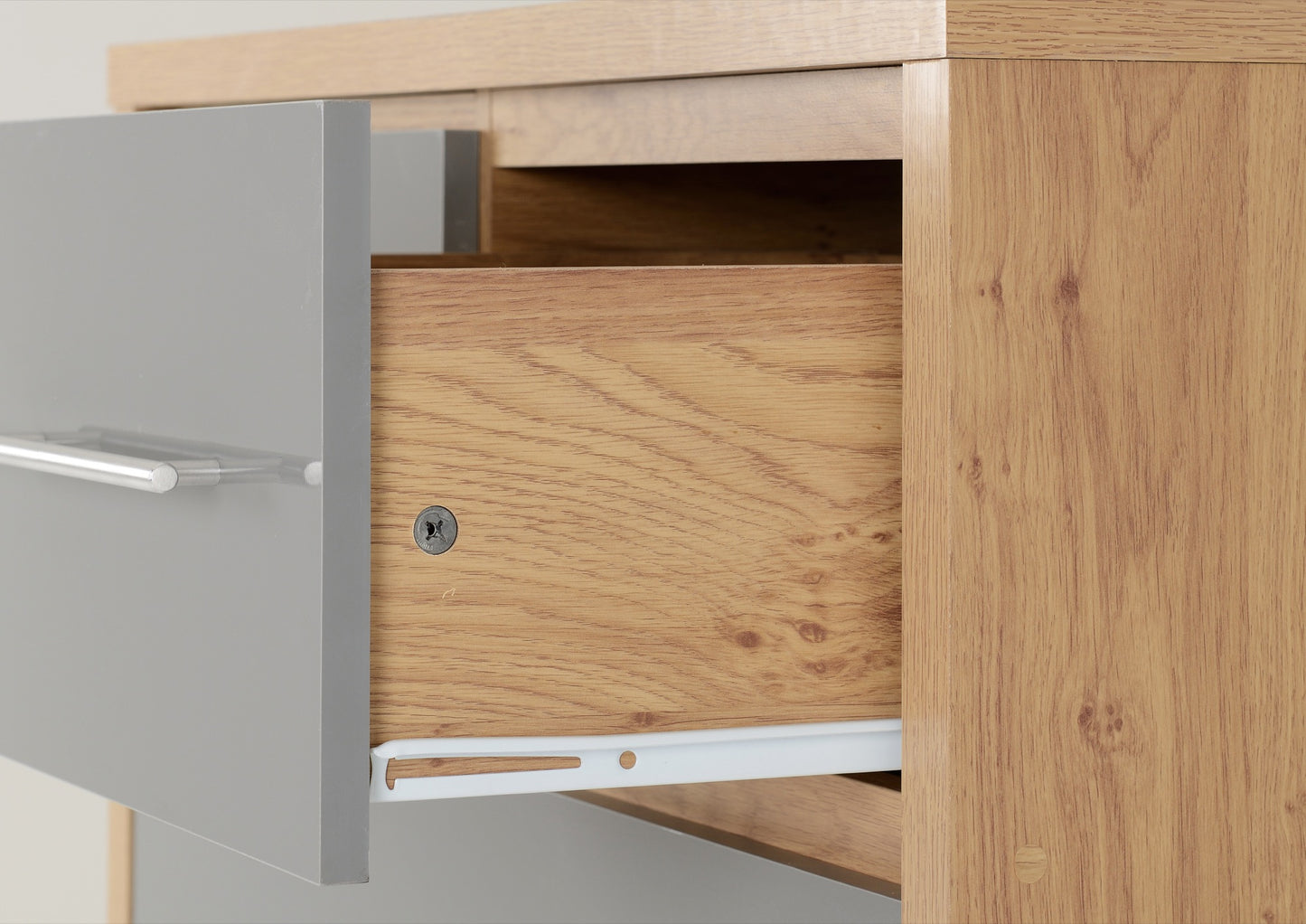 SEV 3+2 Drawer Chest